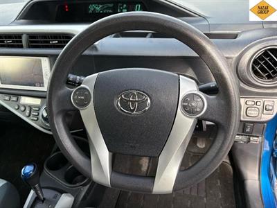 2012 Toyota Aqua - Thumbnail