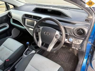 2012 Toyota Aqua - Thumbnail
