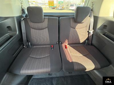 2015 Nissan Serena - Thumbnail