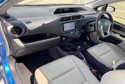 2012 Toyota Aqua - Thumbnail