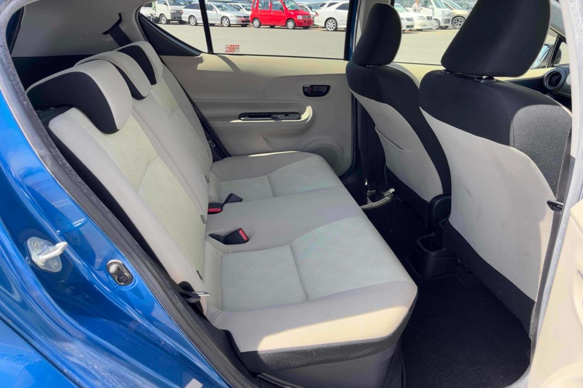 2012 Toyota Aqua