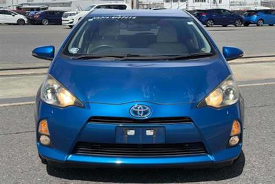 2012 Toyota Aqua - Thumbnail