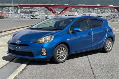 2012 Toyota Aqua - Thumbnail
