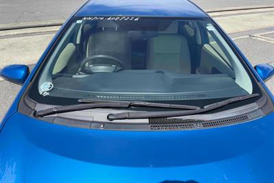 2012 Toyota Aqua - Thumbnail
