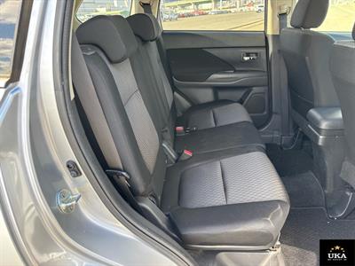 2014 Mitsubishi Outlander - Thumbnail