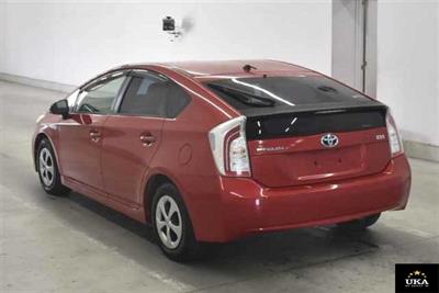 2013 Toyota Prius - Thumbnail
