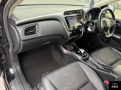 2015 Honda Grace - Thumbnail