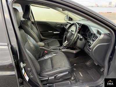 2015 Honda Grace - Thumbnail