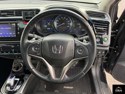 2015 Honda Grace - Thumbnail