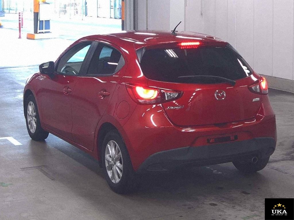 2015 Mazda Demio