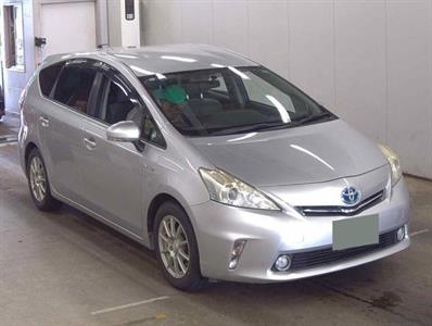 2013 Toyota Prius - Thumbnail