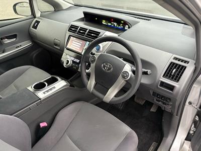 2013 Toyota Prius - Thumbnail