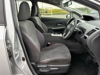 2013 Toyota Prius - Thumbnail