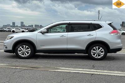 2015 Nissan X-Trail - Thumbnail