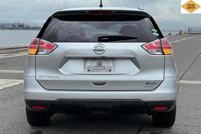 2015 Nissan X-Trail - Thumbnail