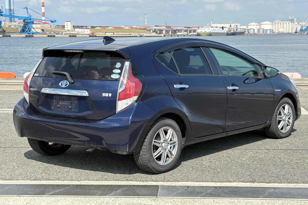 2016 Toyota Aqua