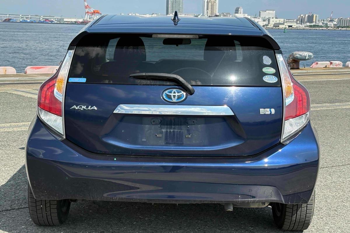 2016 Toyota Aqua