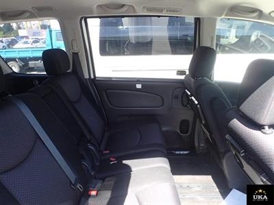 2013 Nissan Serena - Thumbnail