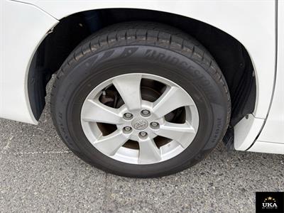 2012 Toyota Vellfire - Thumbnail