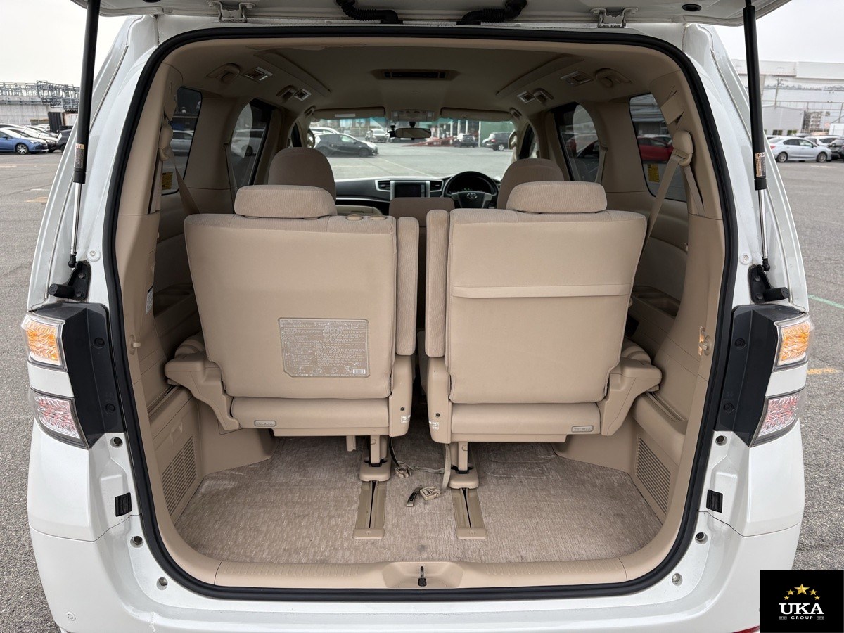 2012 Toyota Vellfire