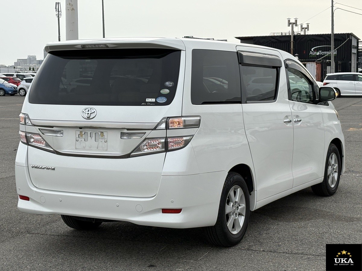 2012 Toyota Vellfire