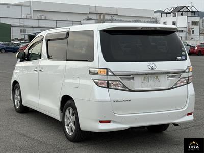 2012 Toyota Vellfire - Thumbnail