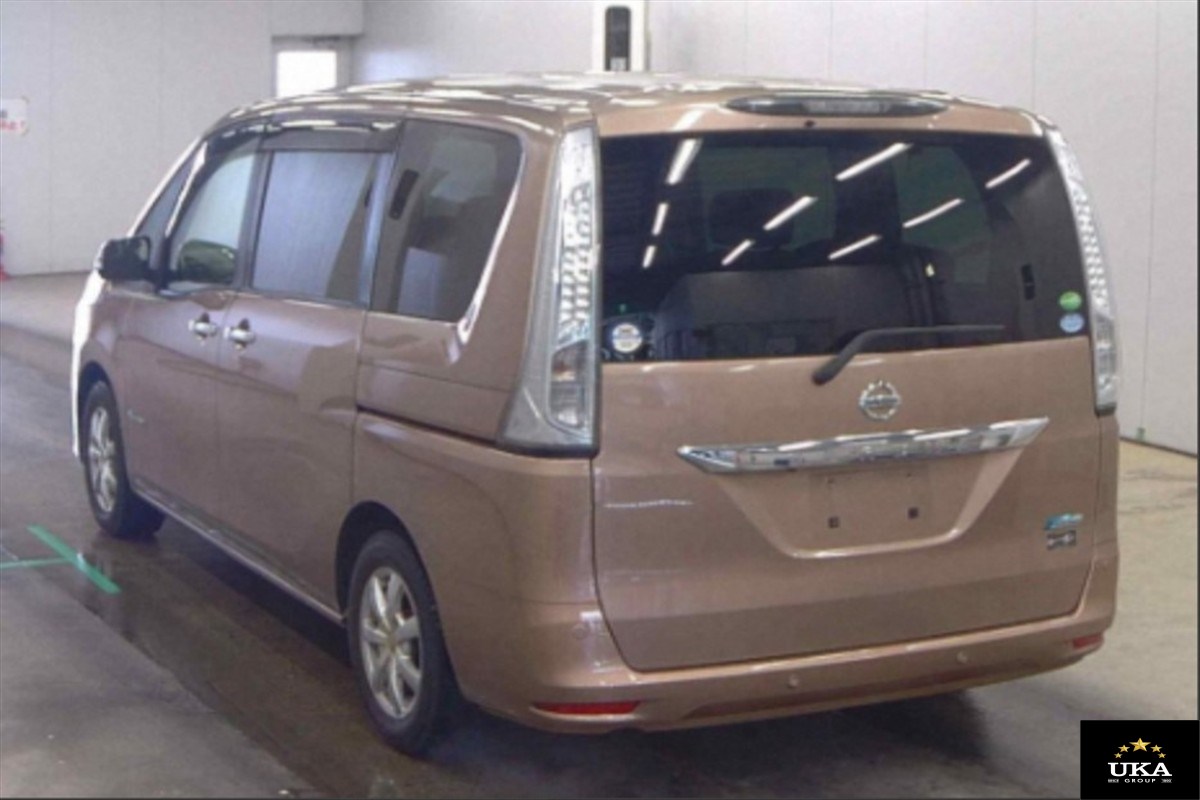 2015 Nissan Serena