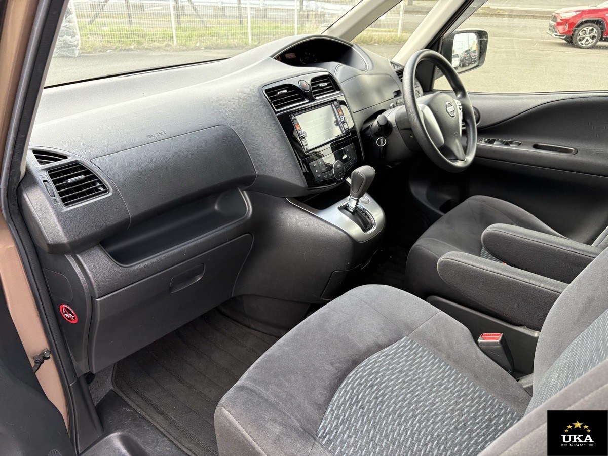 2015 Nissan Serena