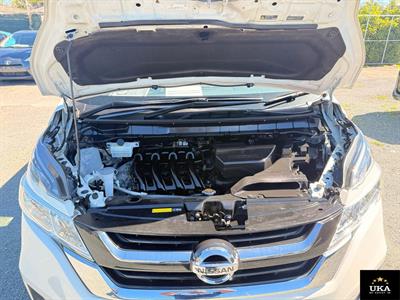 2017 Nissan Serena - Thumbnail