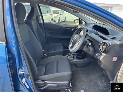 2015 Toyota Aqua - Thumbnail