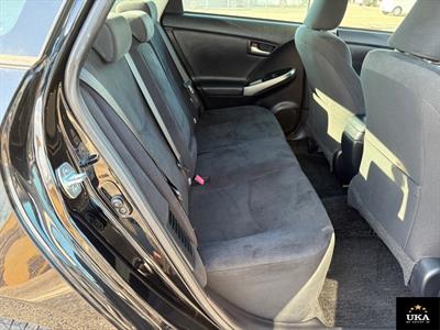 2015 Toyota Prius - Thumbnail