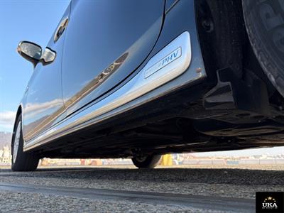 2015 Toyota Prius - Thumbnail