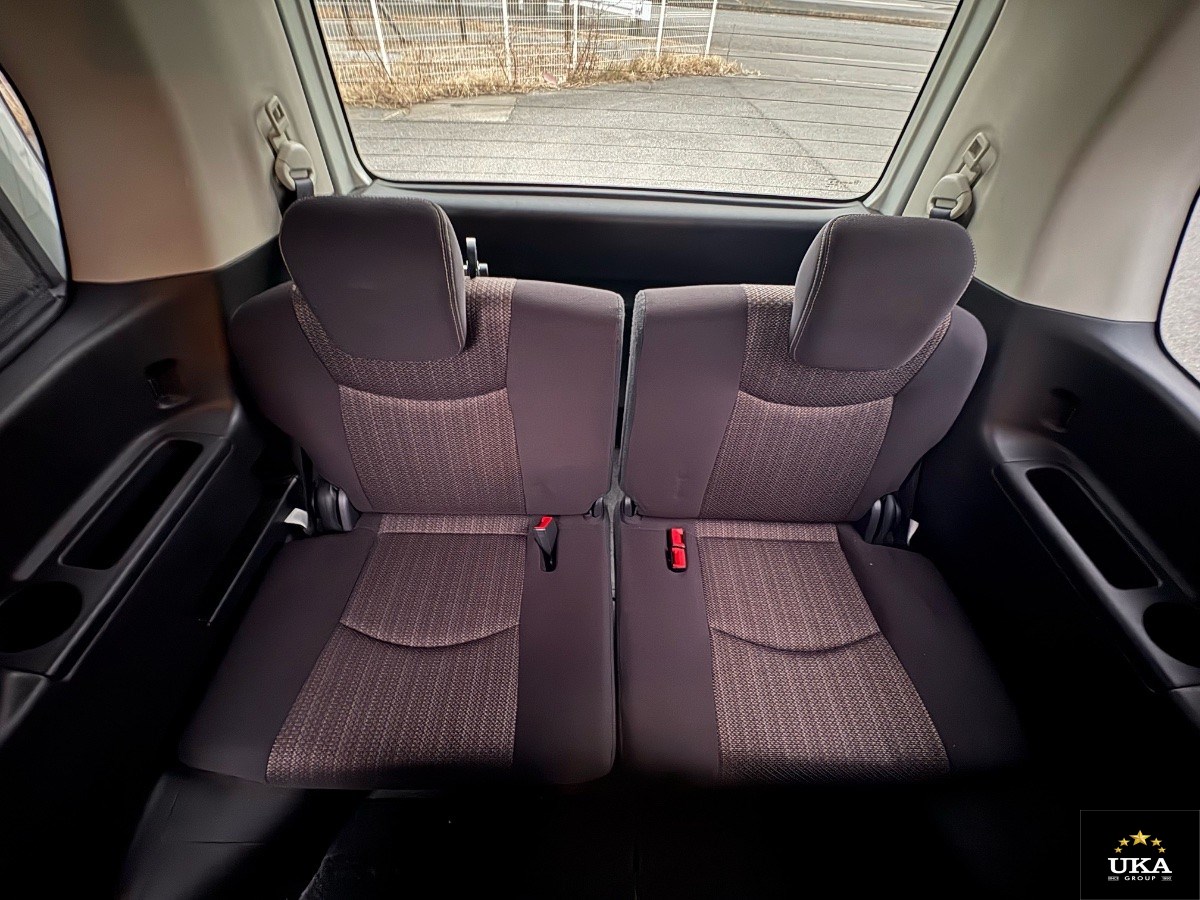 2015 Nissan Serena