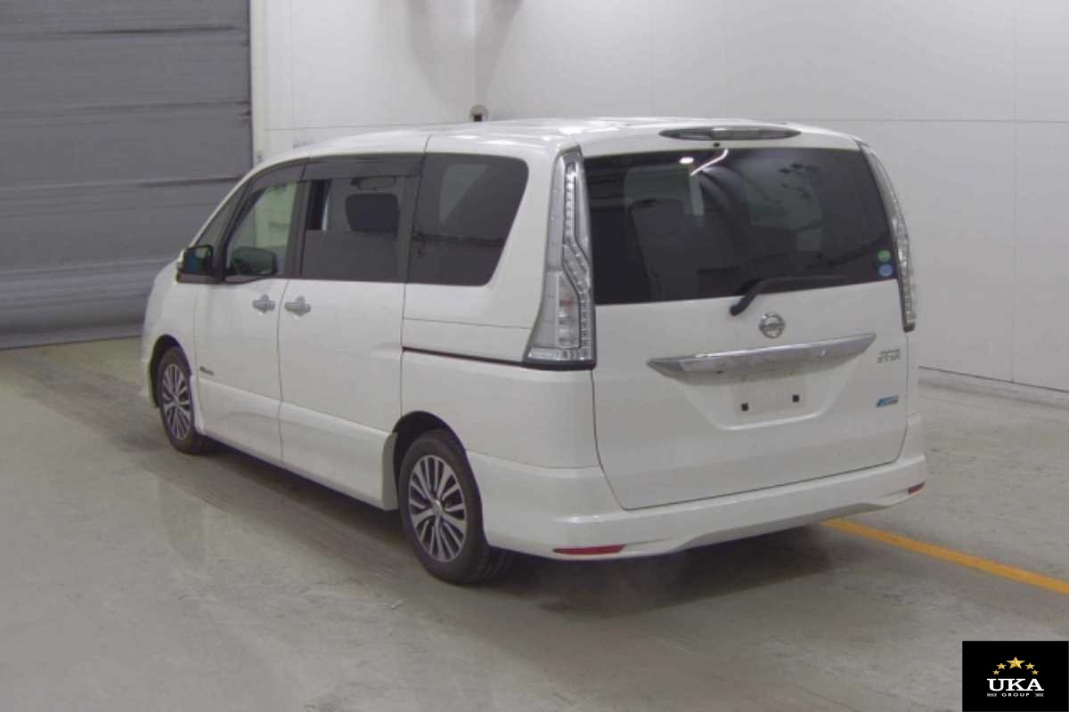 2015 Nissan Serena