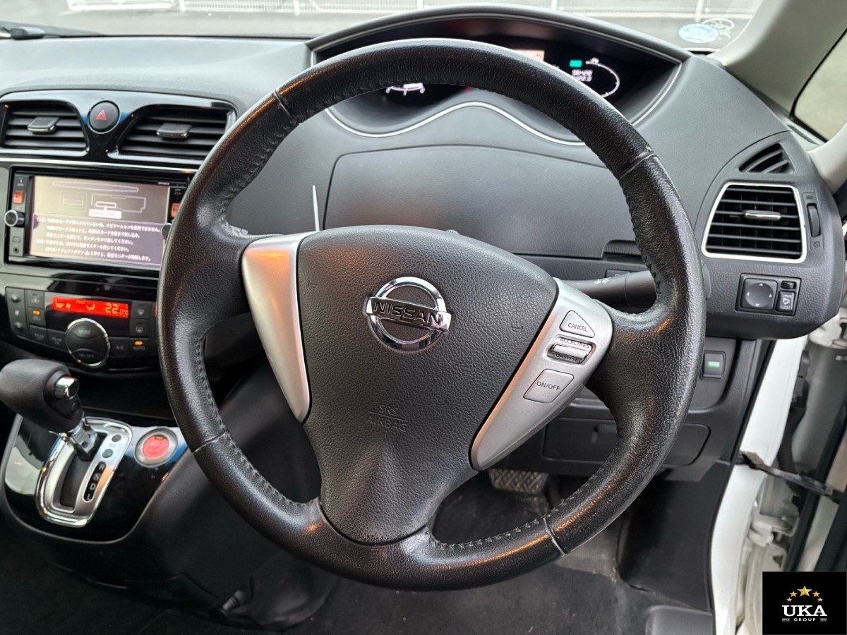 2015 Nissan Serena