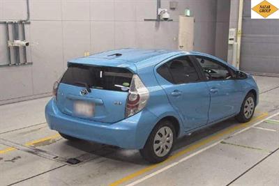 2014 Toyota Aqua - Thumbnail