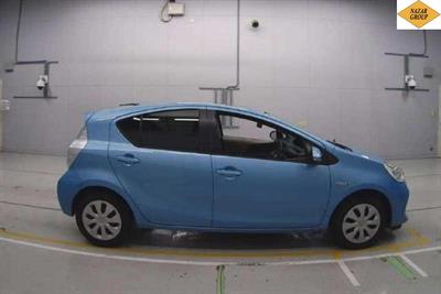 2014 Toyota Aqua - Thumbnail