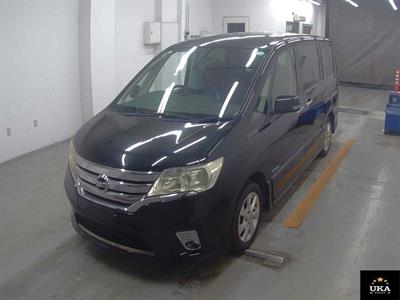 2013 Nissan Serena - Thumbnail