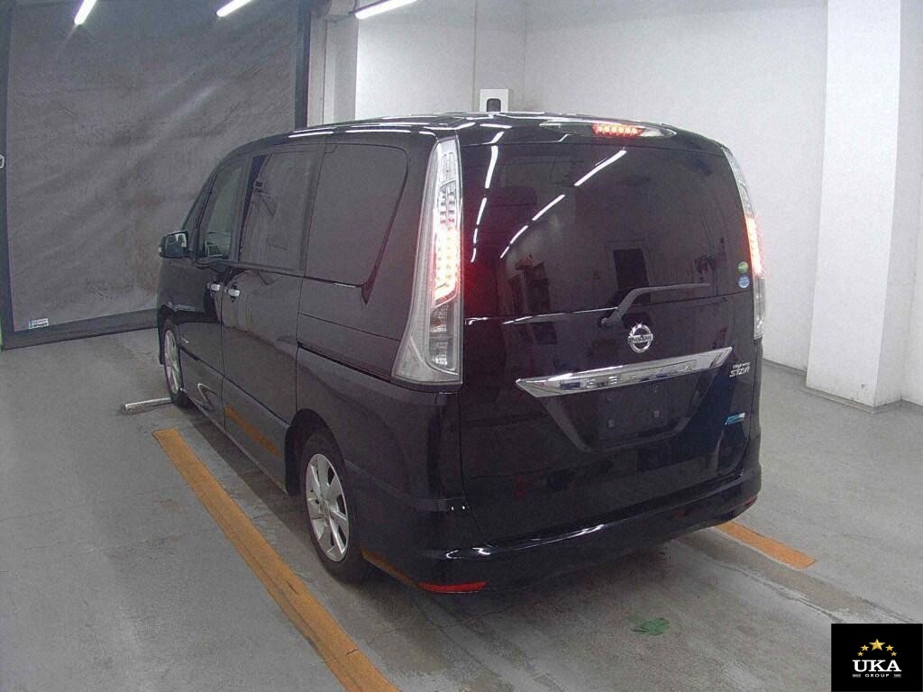 2013 Nissan Serena