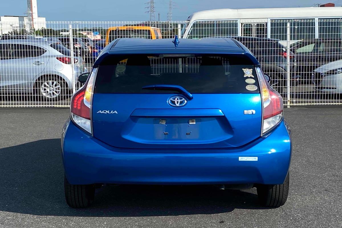 2016 Toyota Aqua