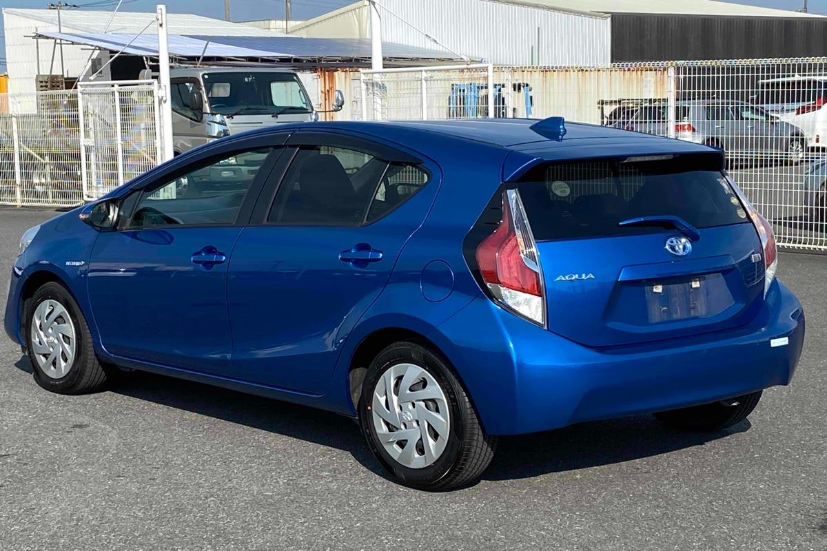 2016 Toyota Aqua