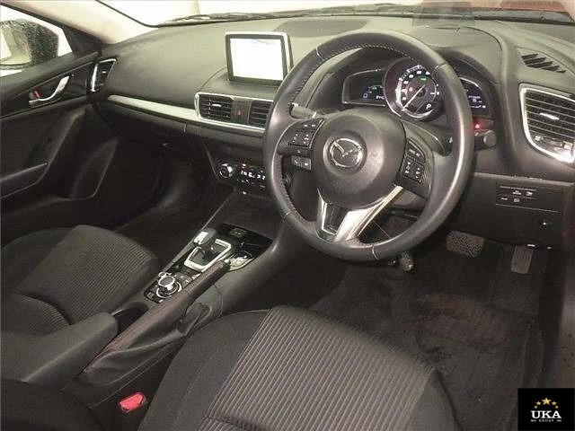 2014 Mazda Axela