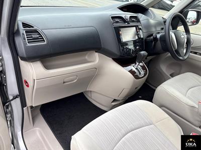 2012 Nissan Serena - Thumbnail