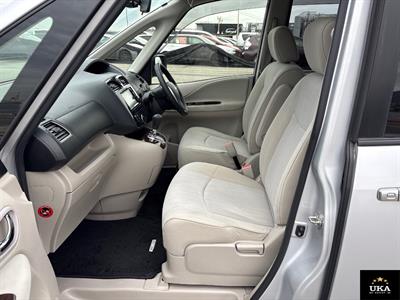 2012 Nissan Serena - Thumbnail