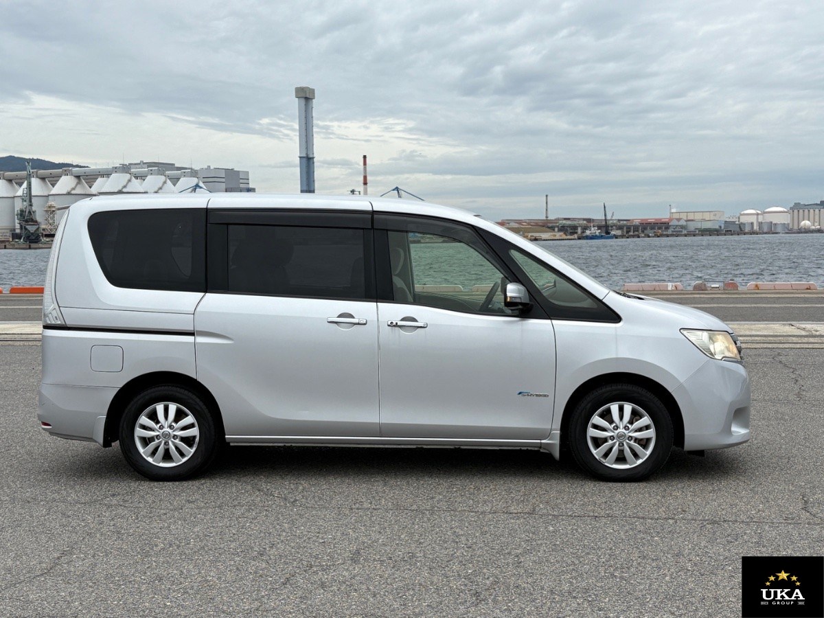2012 Nissan Serena