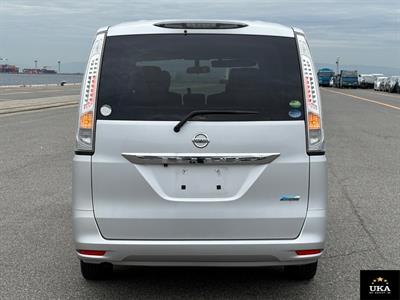 2012 Nissan Serena - Thumbnail