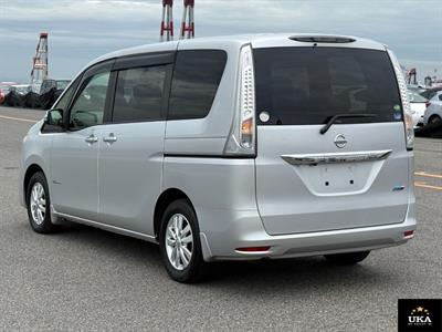 2012 Nissan Serena - Thumbnail