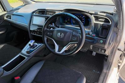 2016 Honda Shuttle - Thumbnail
