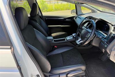 2016 Honda Shuttle - Thumbnail