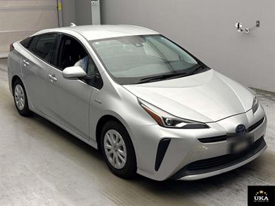 2019 Toyota Prius - Thumbnail